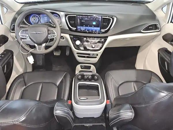 Chrysler Pacifica 2023