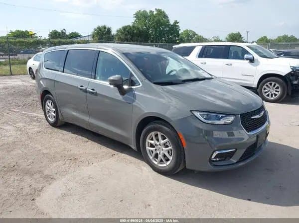 Chrysler Pacifica 2023