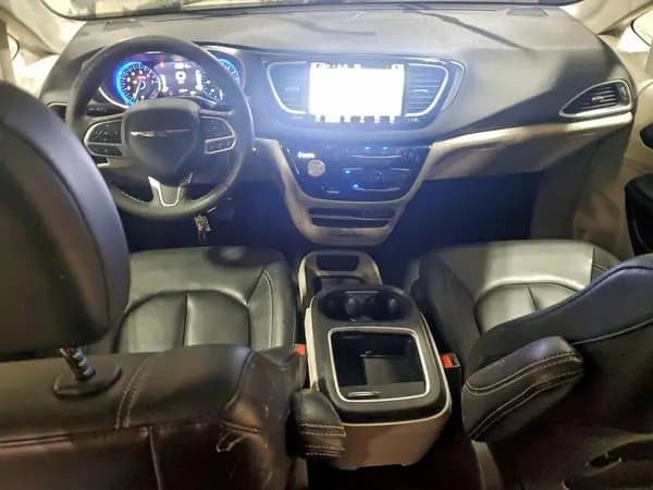Chrysler Pacifica 2023