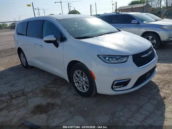 Chrysler Pacifica 2023