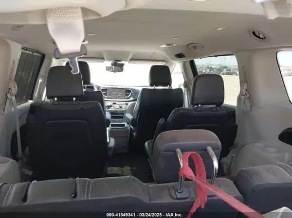 Chrysler Pacifica 2023