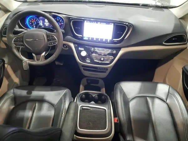 Chrysler Pacifica 2023