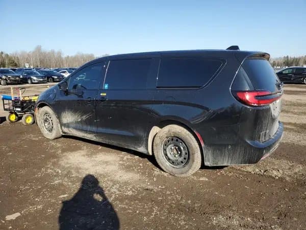 Chrysler Pacifica 2023