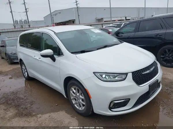 Chrysler Pacifica 2023