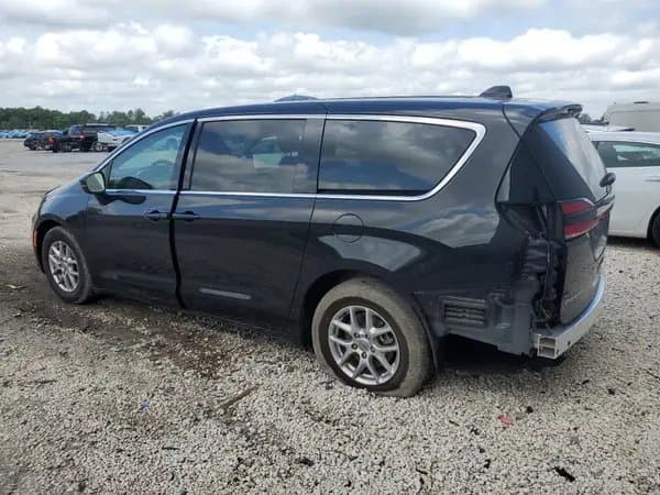 Chrysler Pacifica 2023