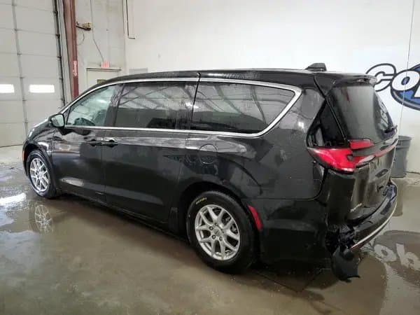 Chrysler Pacifica 2023