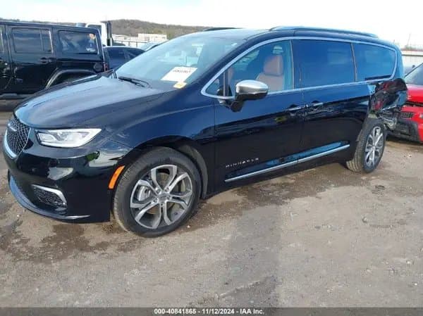 Chrysler Pacifica 2024