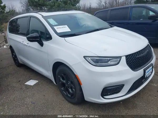 Chrysler Pacifica 2024