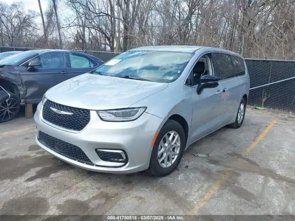 Chrysler Pacifica 2024