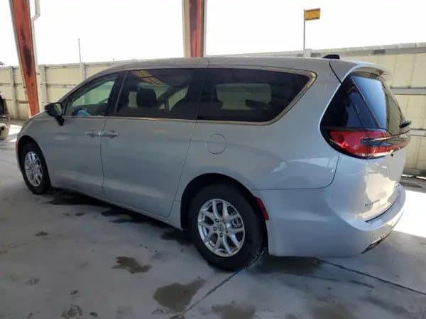 Chrysler Pacifica 2024