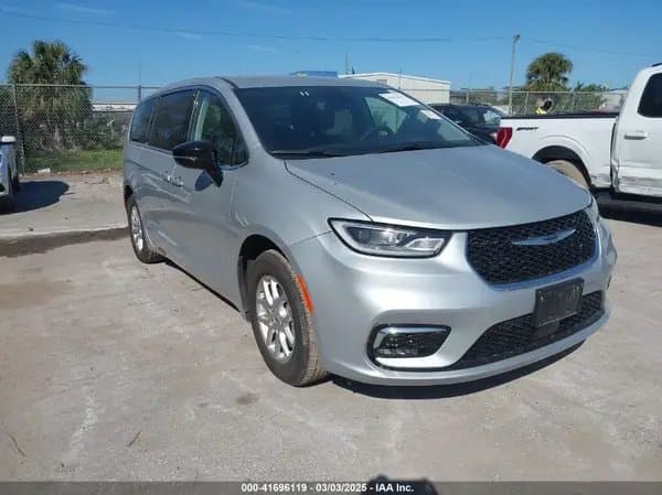 Chrysler Pacifica 2024