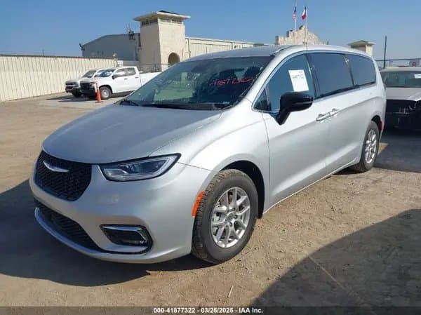 Chrysler Pacifica 2024