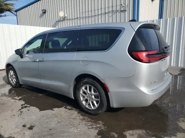 Chrysler Pacifica 2024