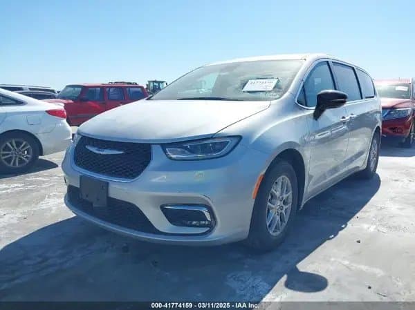 Chrysler Pacifica 2024