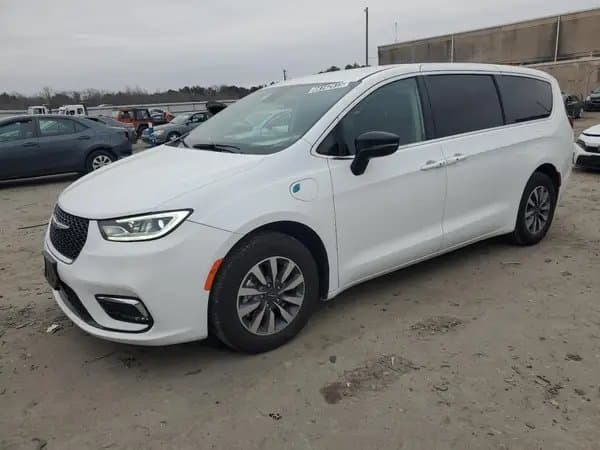 Chrysler Pacifica 2024
