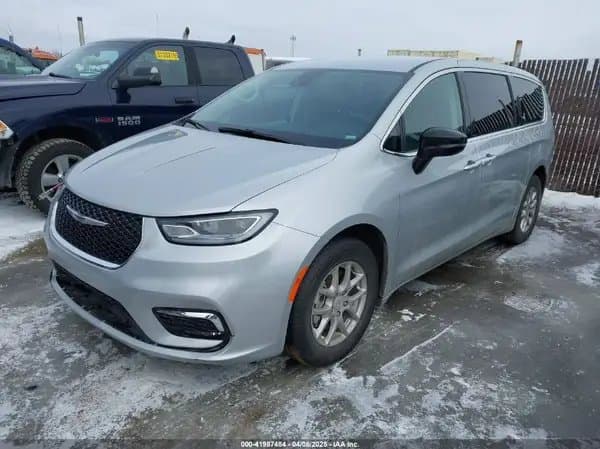 Chrysler Pacifica 2024