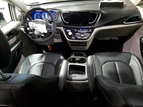 Chrysler Pacifica 2024