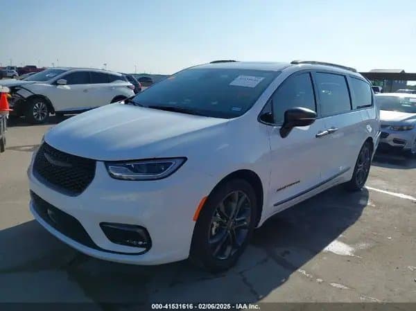 Chrysler Pacifica 2024