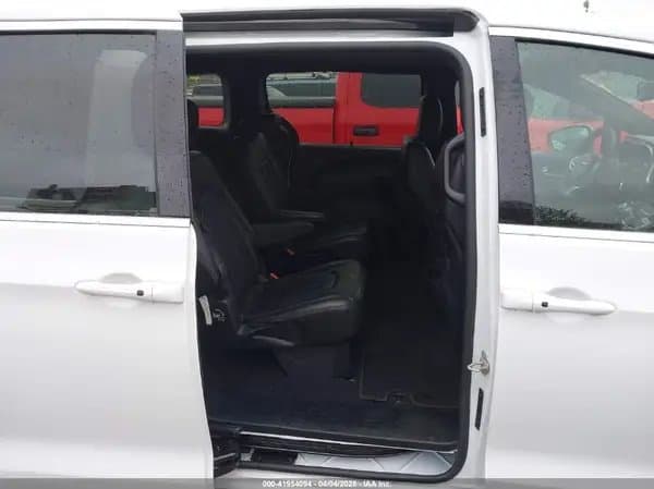Chrysler Pacifica 2025