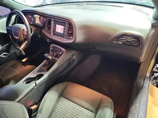 Dodge Challenger 2016