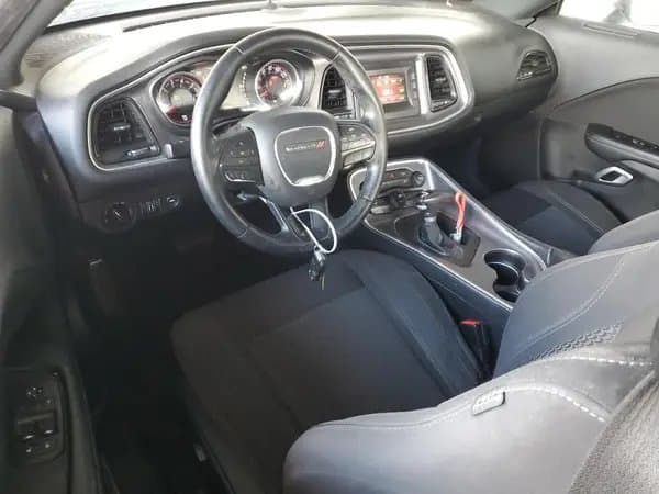 Dodge Challenger 2017
