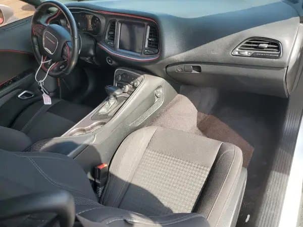 Dodge Challenger 2017