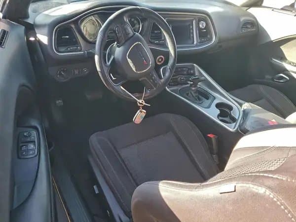 Dodge Challenger 2017