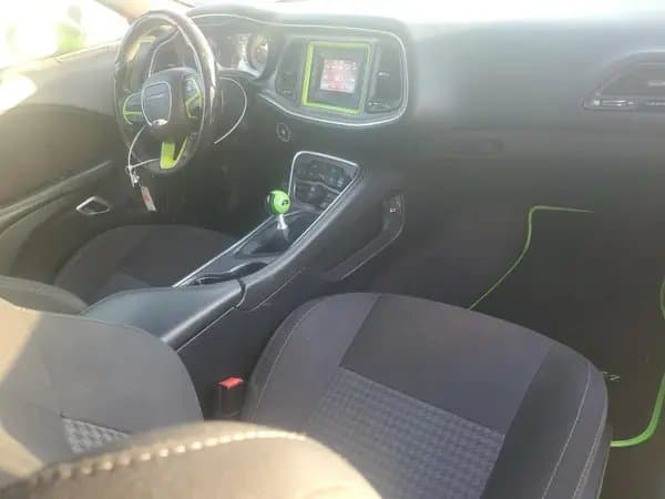Dodge Challenger 2017