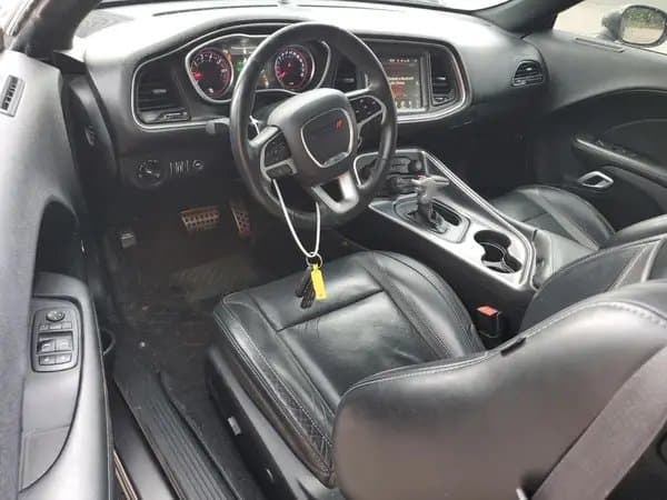 Dodge Challenger 2017