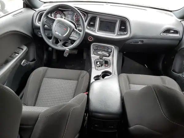 Dodge Challenger 2021