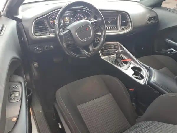 Dodge Challenger 2021