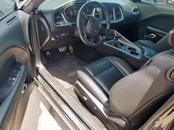 Dodge Challenger 2021