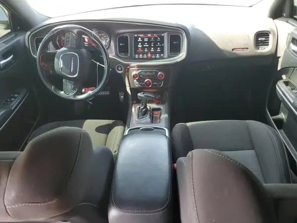 Dodge Charger 2020