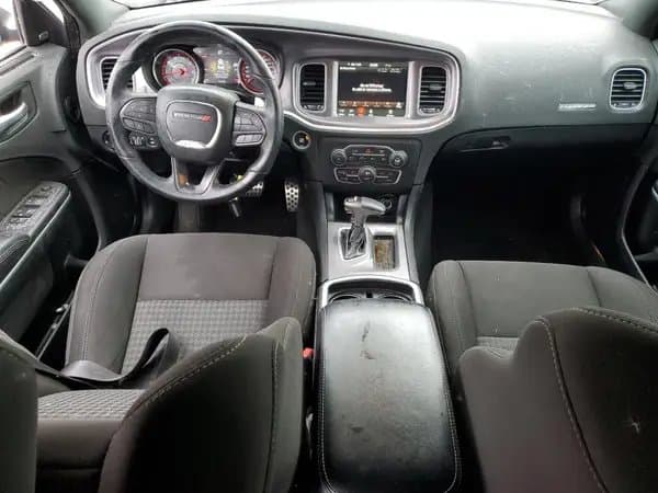 Dodge Charger 2021