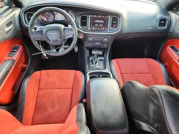 Dodge Charger 2021