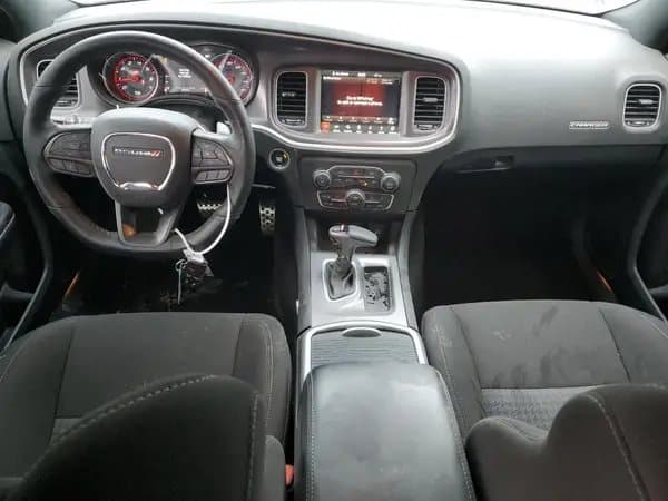 Dodge Charger 2021