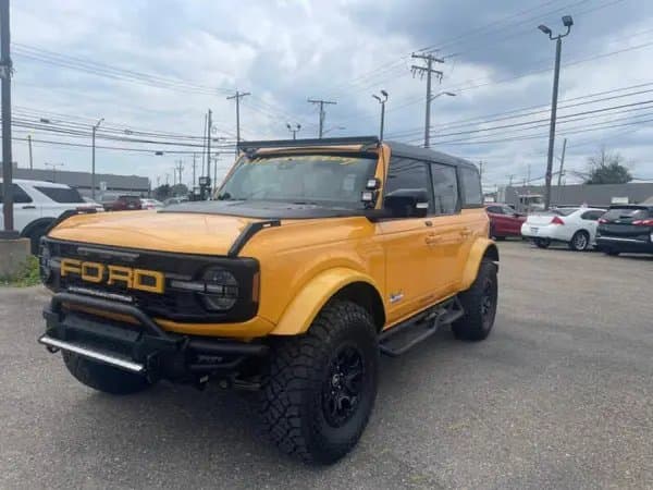 Ford Bronco 2021