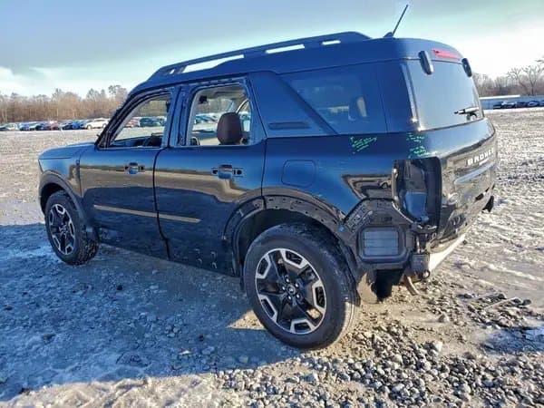 Ford Bronco 2024