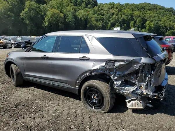 Ford Explorer 2022