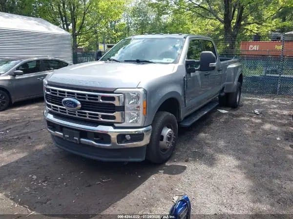 Ford F350 2023