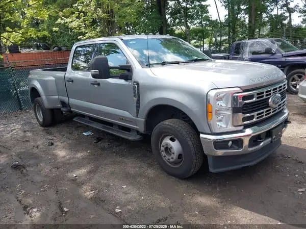 Ford F350 2023