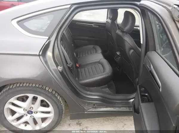 Ford Fusion 2016