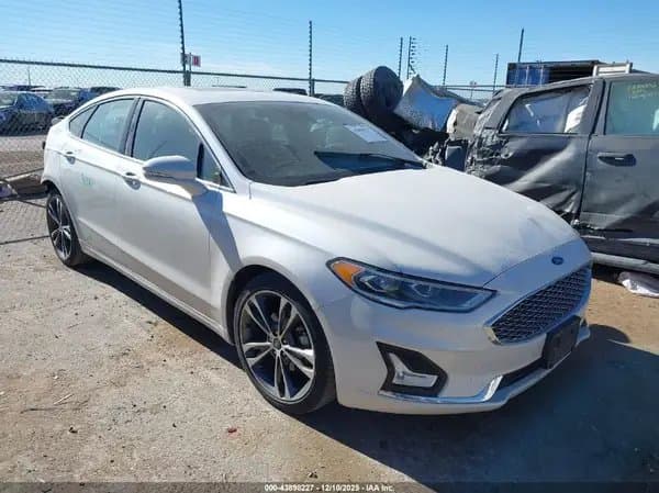 Ford Fusion 2020