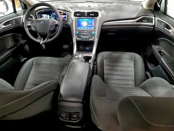 Ford Fusion 2020