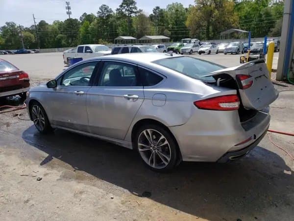 Ford Fusion 2020