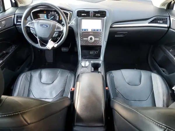 Ford Fusion 2020