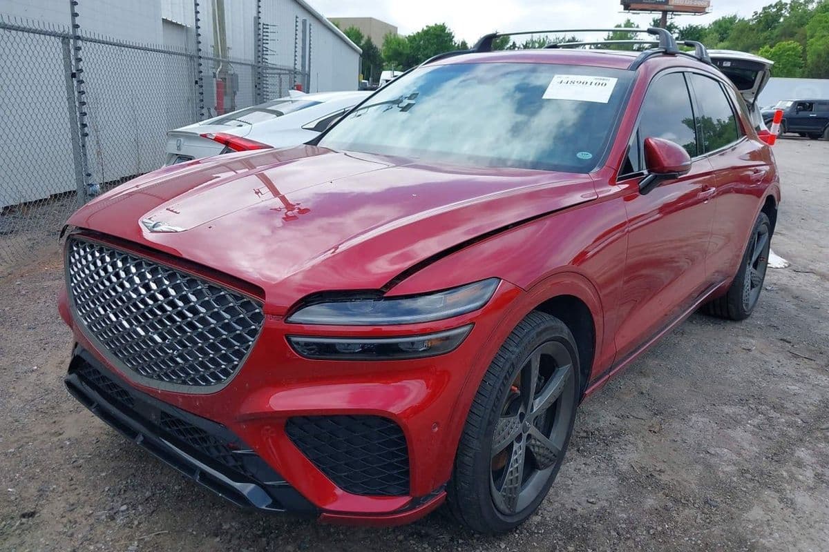 Genesis GV70 2024