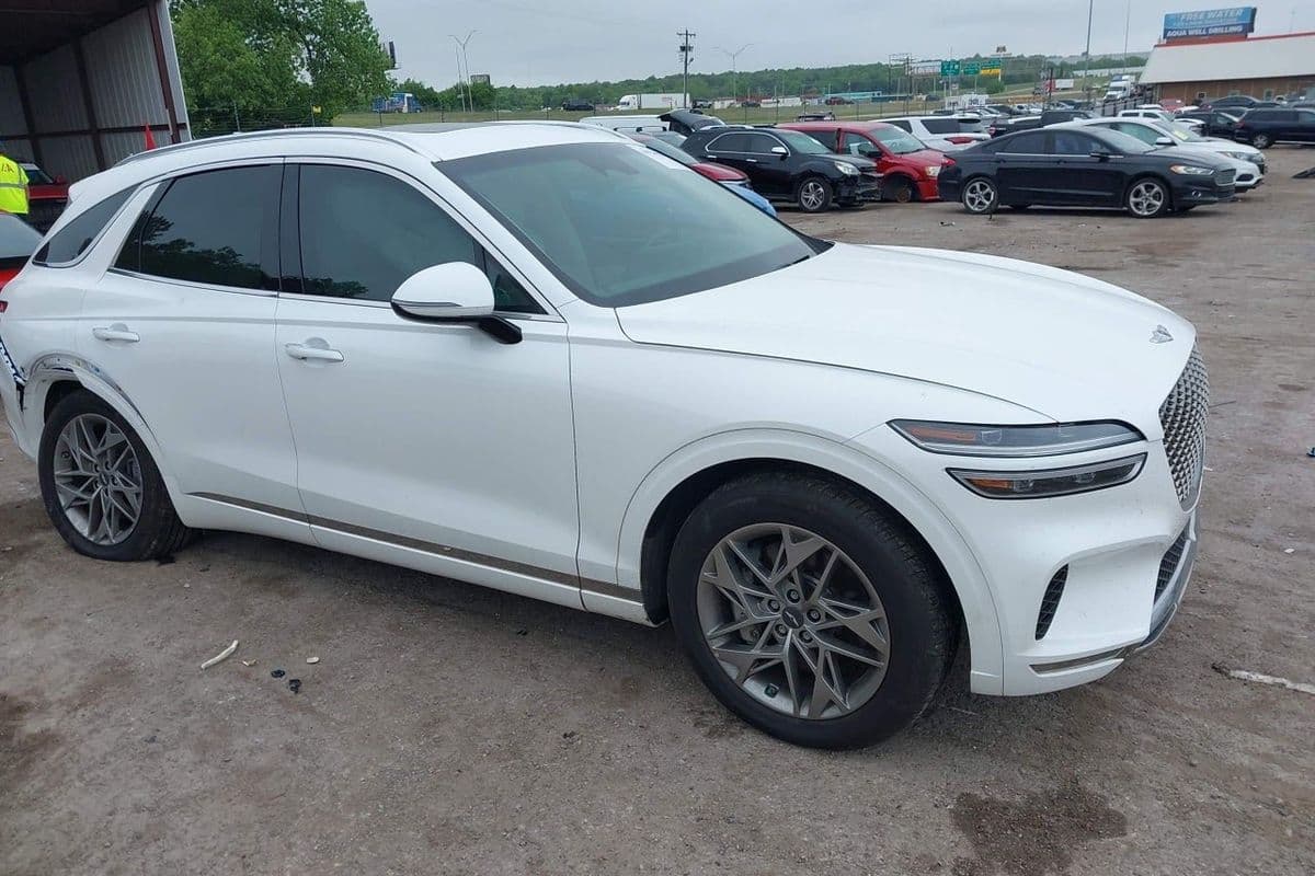 Genesis GV70 2025