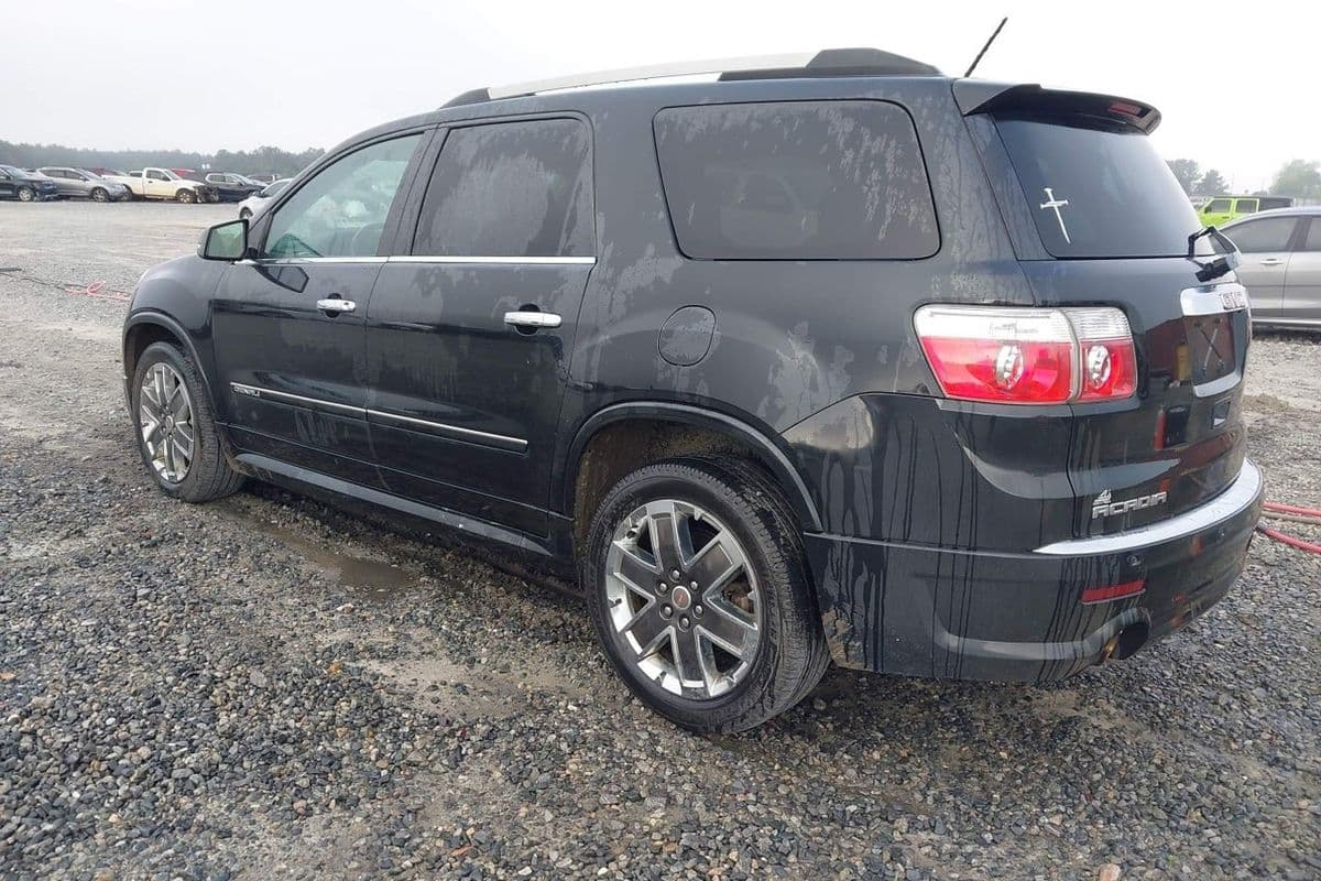 GMC Acadia 2011