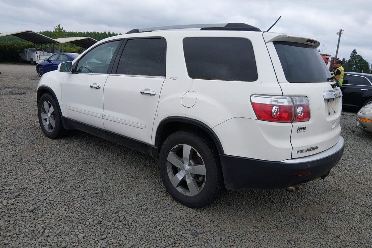GMC Acadia 2011